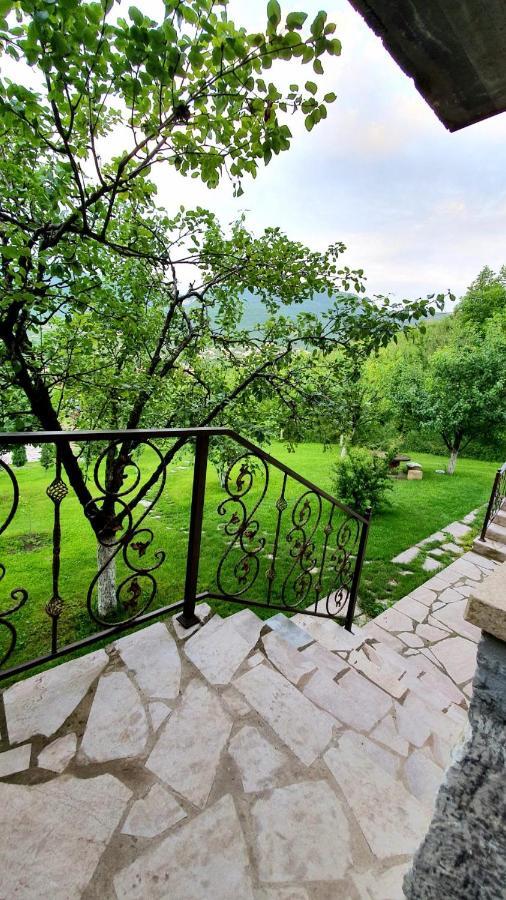 Guest House Ijevan'S Garden Exteriér fotografie