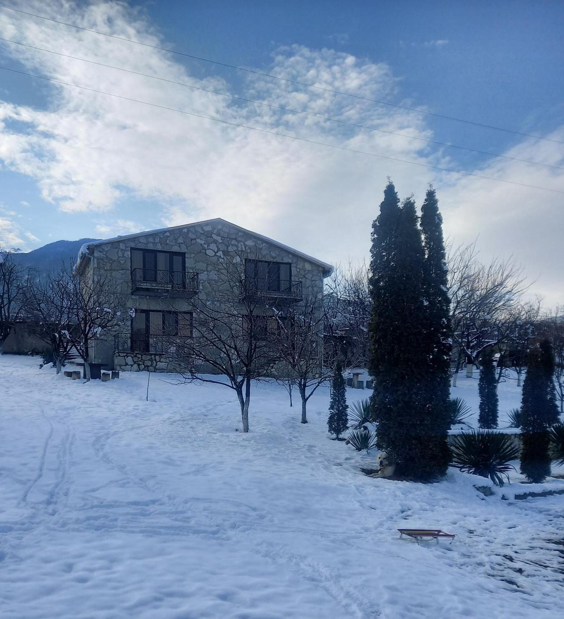 Guest House Ijevan'S Garden Exteriér fotografie