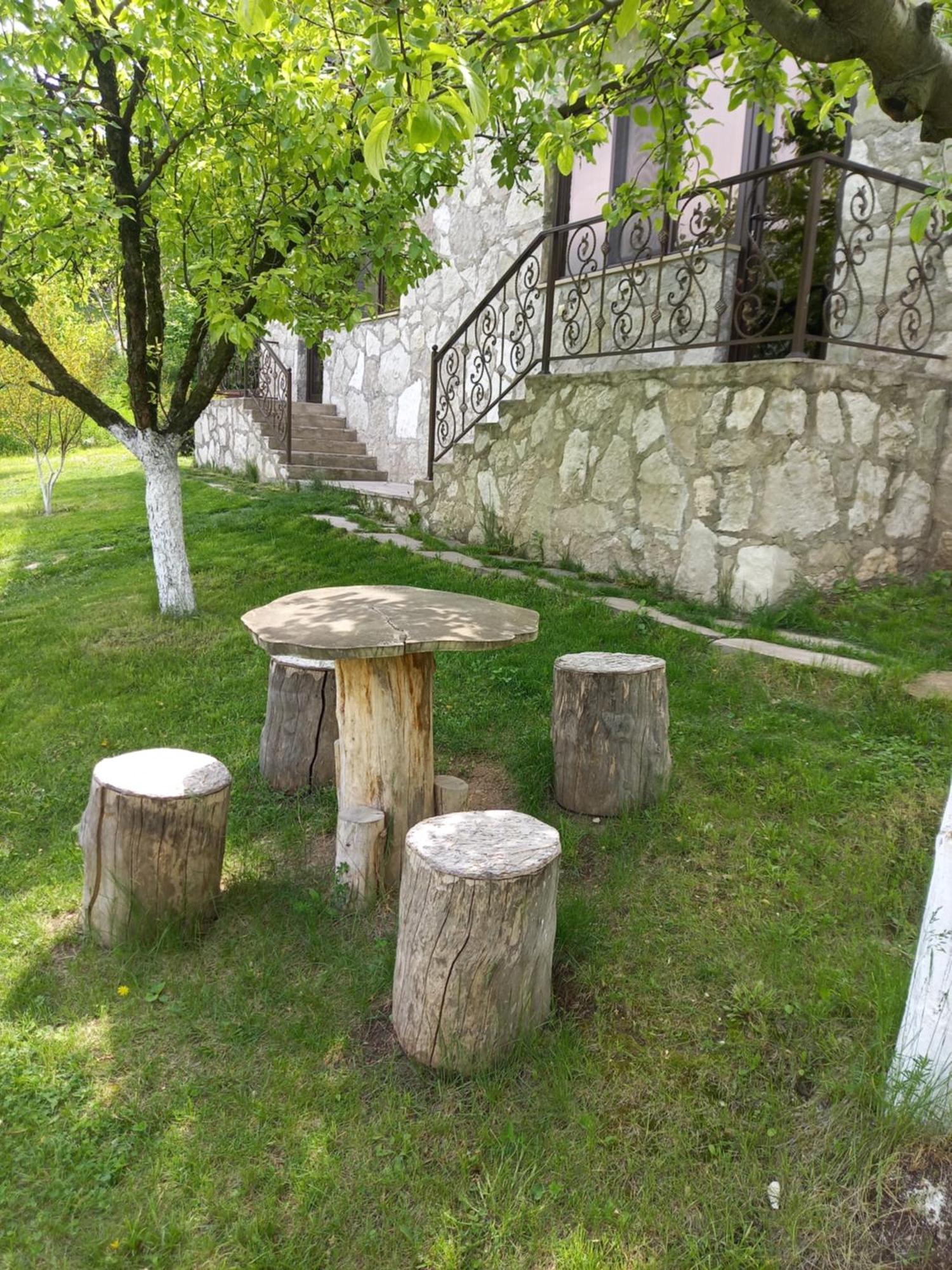 Guest House Ijevan'S Garden Exteriér fotografie